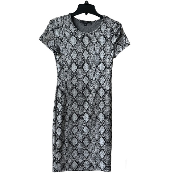 VIBE WOMEN’S SNAKE PRINT MINI SHIRT DRESS SIZE M - Picture 4 of 4